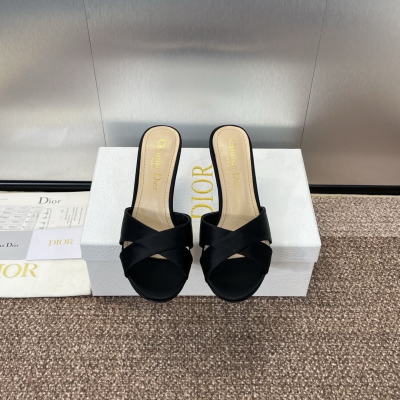 ch**an D*or slippers